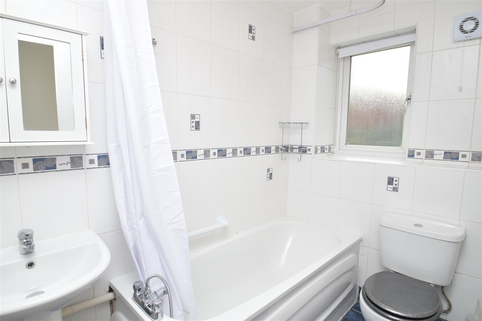 House Myrtleside Close in Greater London