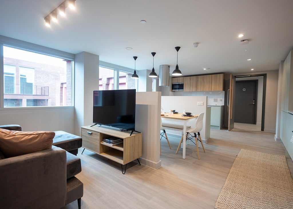 Room Stour Road in Greater London