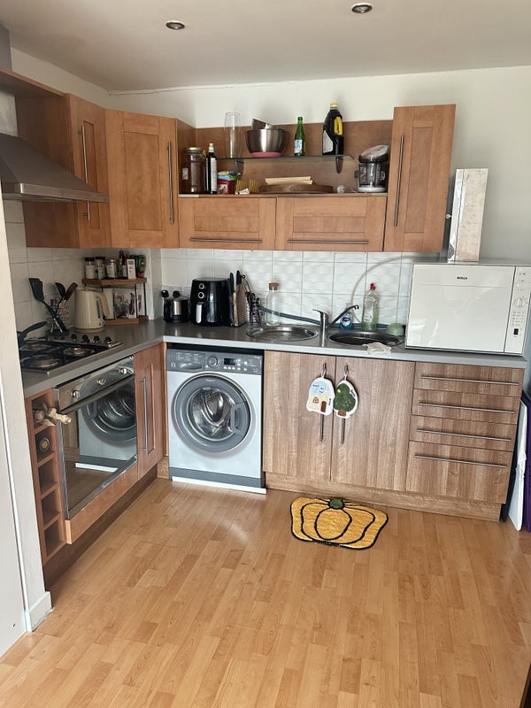 Room Moir Street in Glasgow