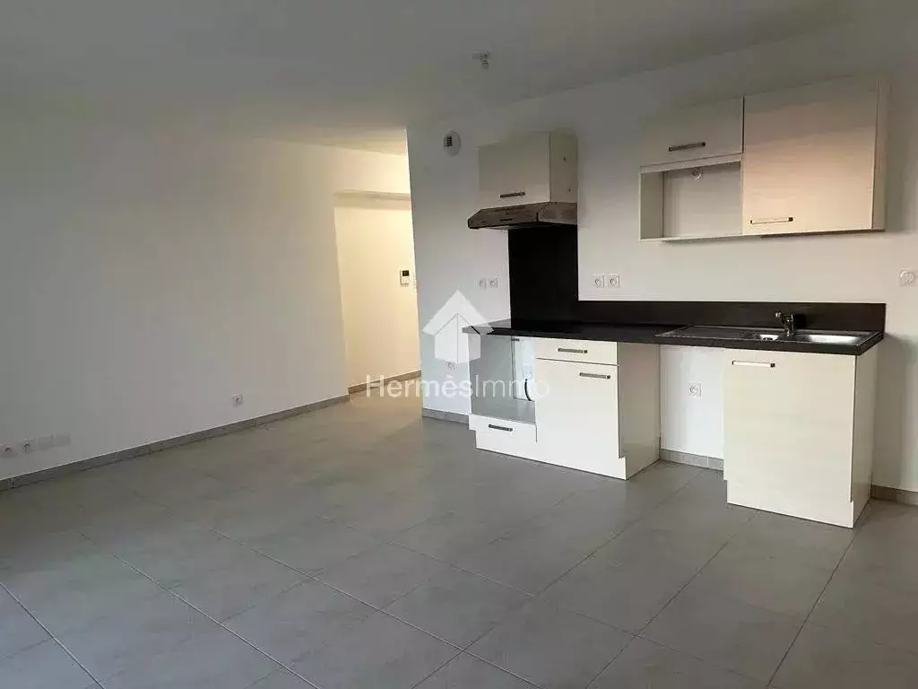 Appartement Rue Claudie Scheiner à Marseille