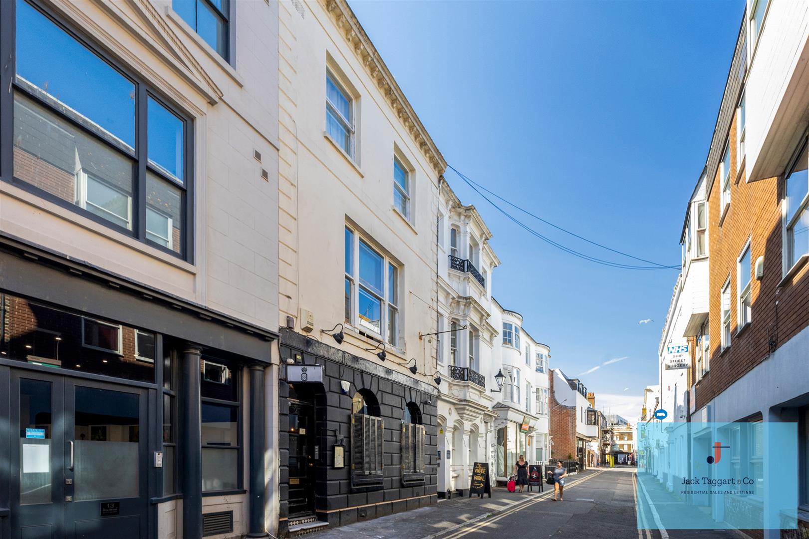 Flat Ship Street in Brighton