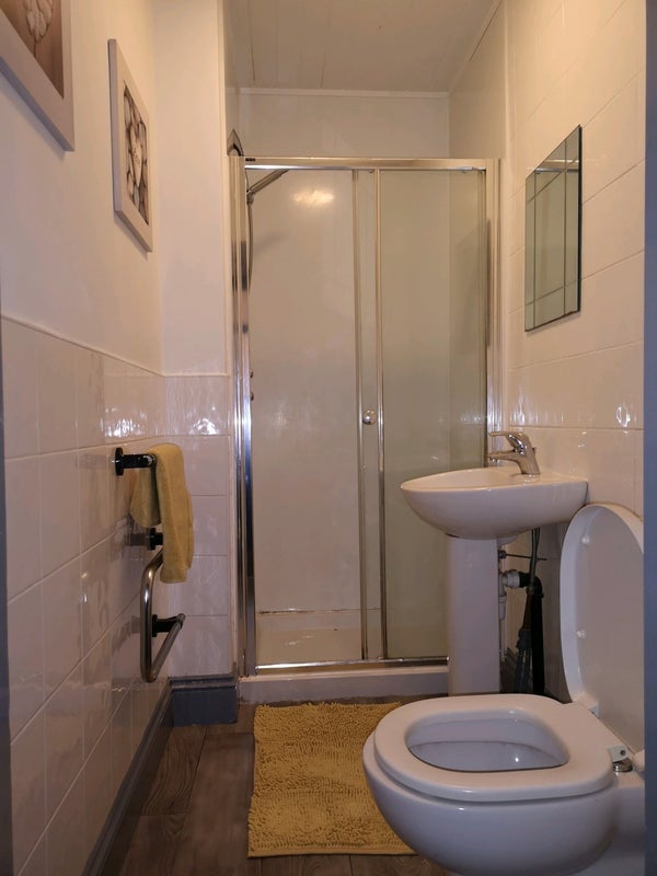 Room Beechwood View in Leeds