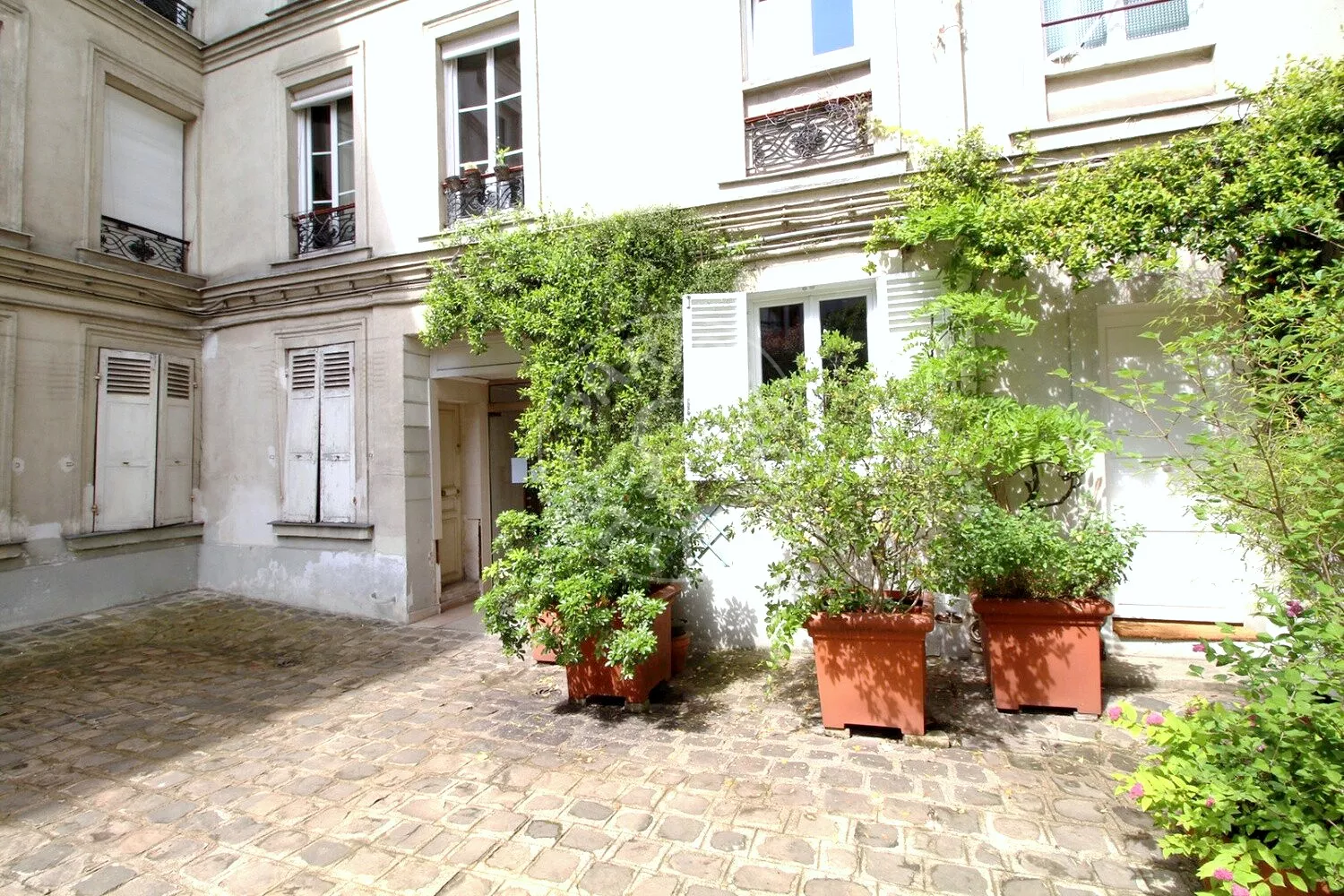 Appartement Rue Friant à Paris