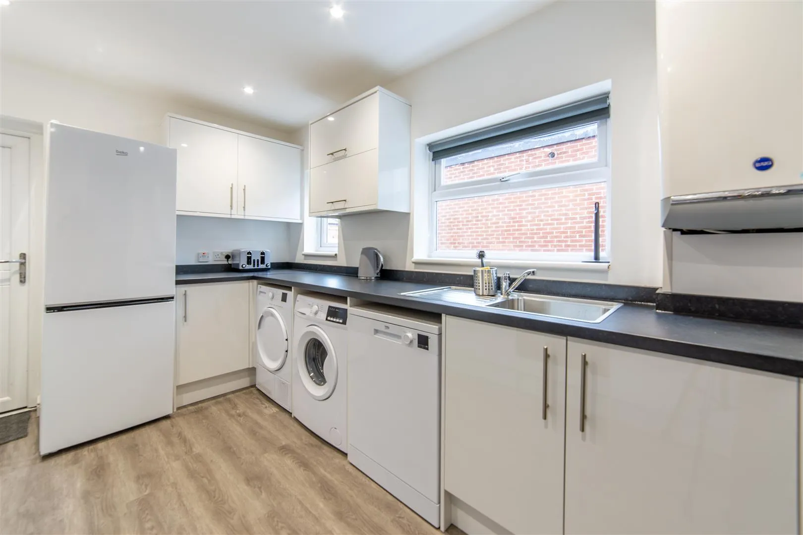 Flat Forsyth Road in Newcastle upon Tyne