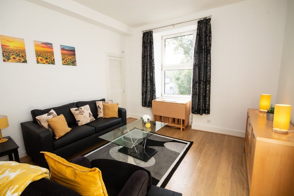 Flat Merkland Road East in Aberdeen City