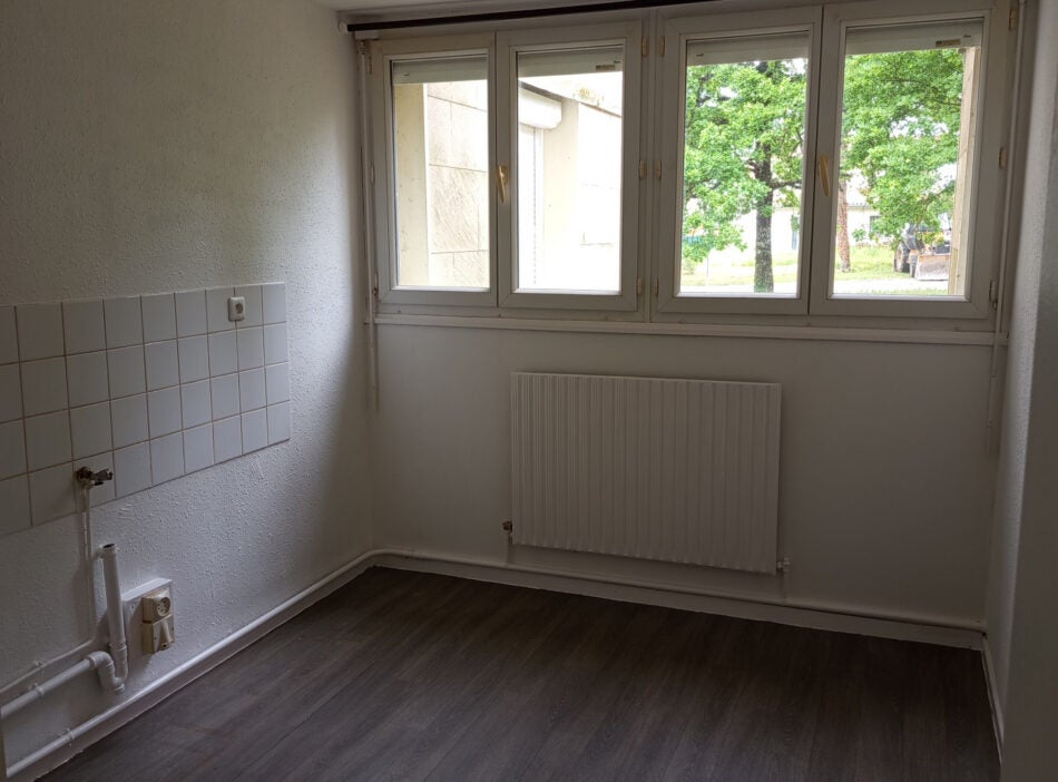 Flat Rue du Plat in Ambronay