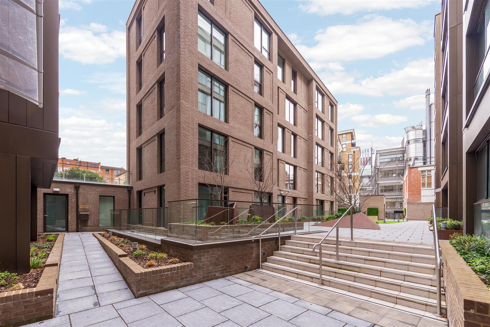 Flat Chadwick Street in City of Westminster