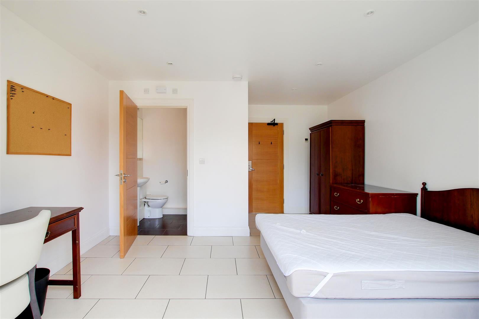 Room Blinco Grove in Cambridge