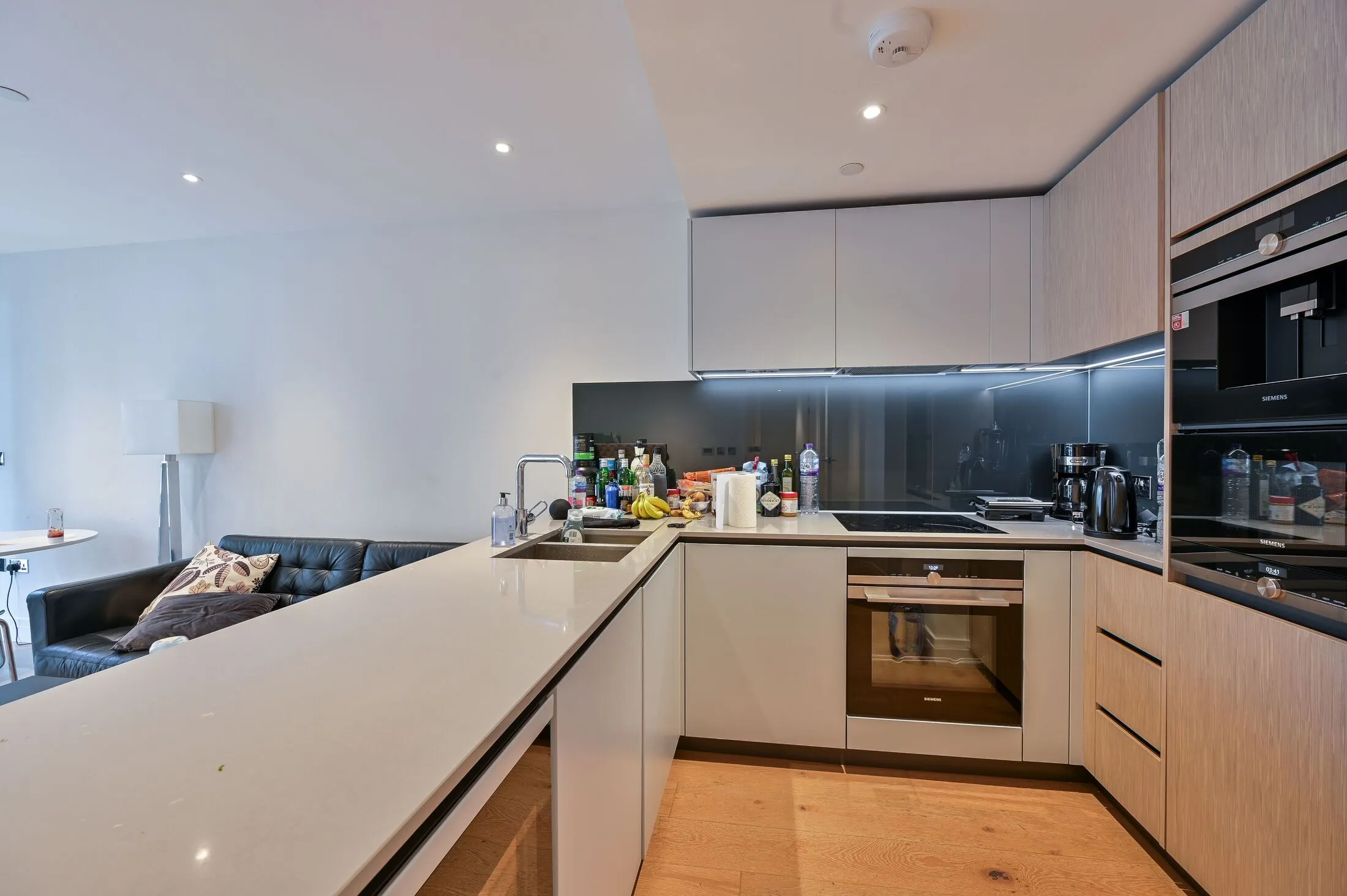 Flat Tideway Walk in Greater London