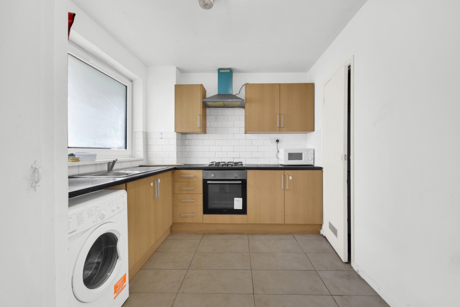 Flat Solebay Street in Greater London