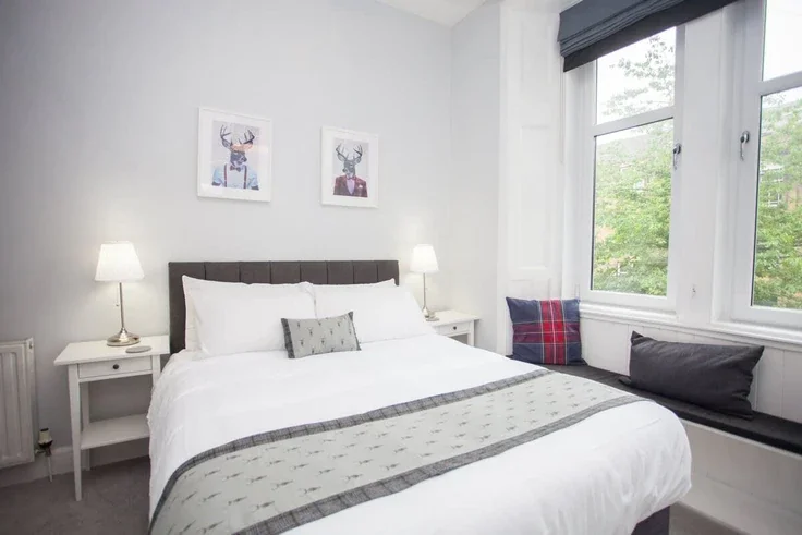 Flat Esmond Street in Glasgow