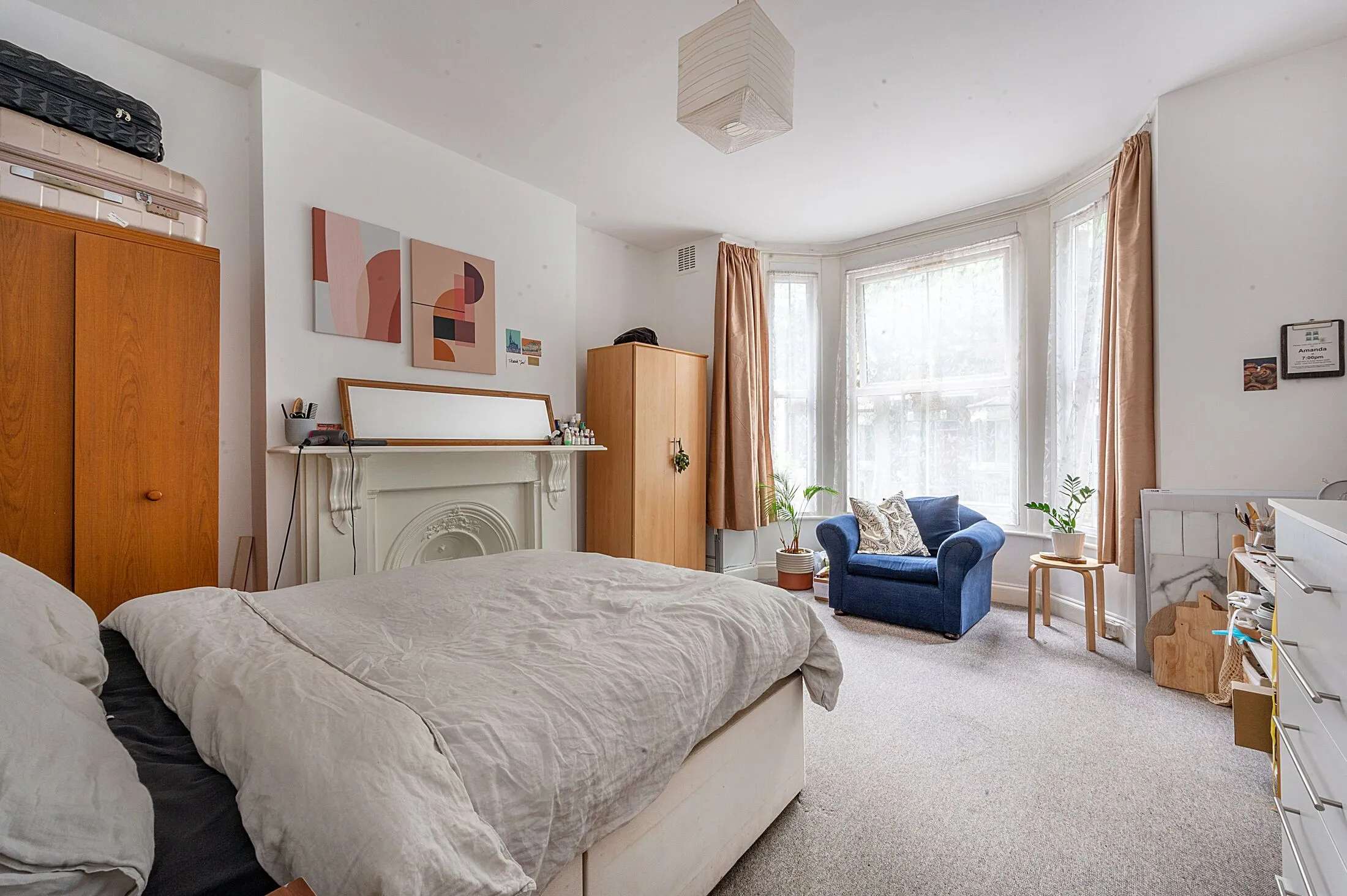 Flat Loftus Road in Greater London