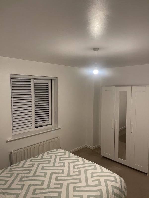Room Breccia Gardens in St Helens