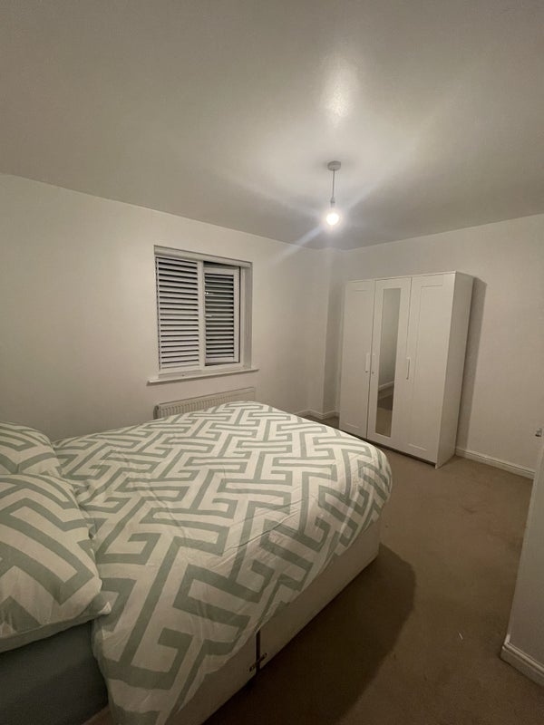 Room Breccia Gardens in St Helens