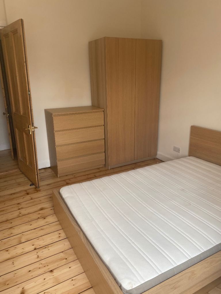 Flat Buccleuch Terrace in City of Edinburgh