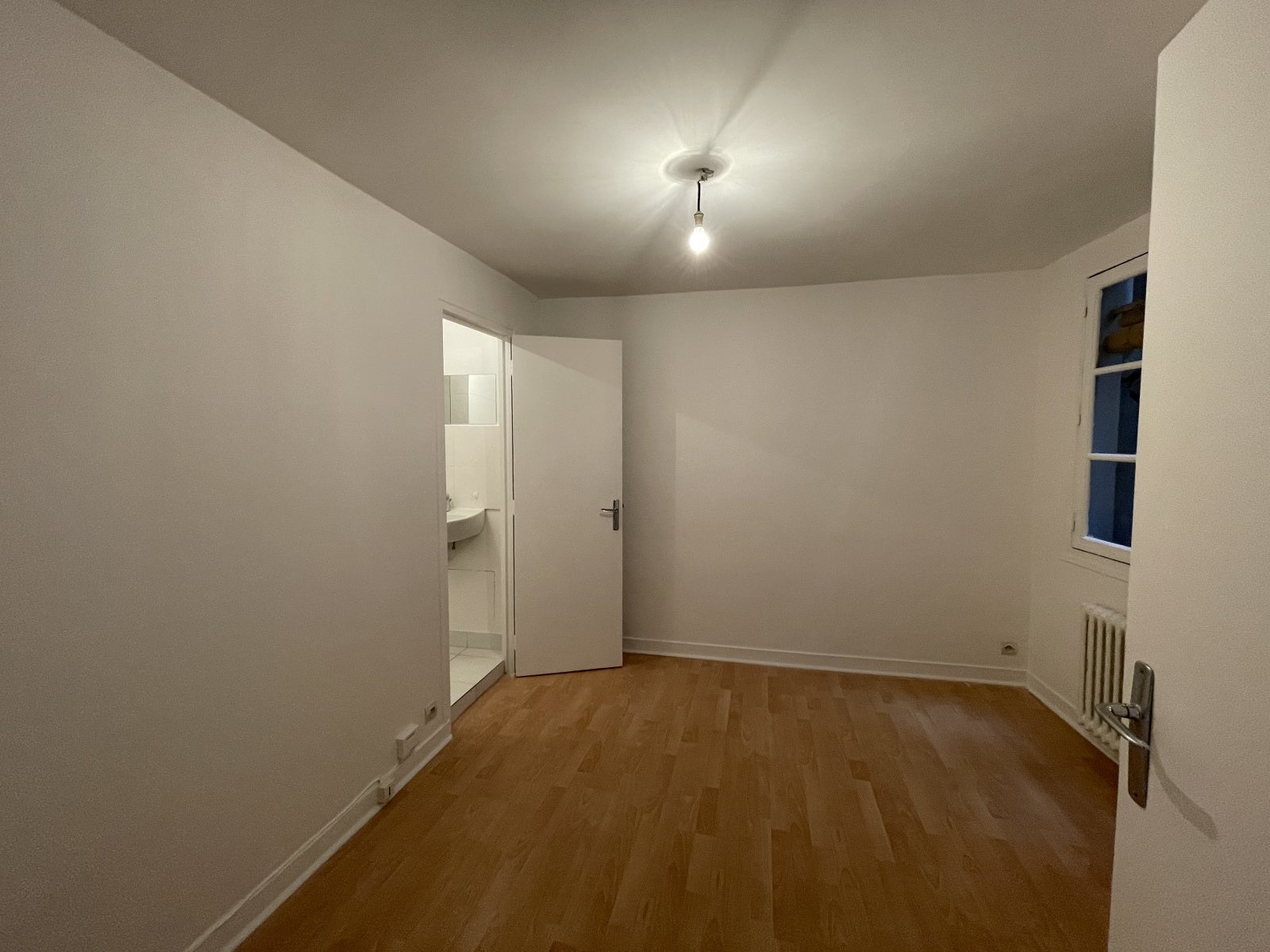 Flat Place Saint-Gervais in Paris