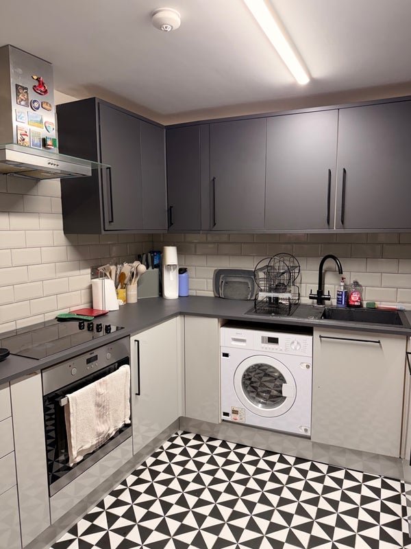 Room Kingsland Road in Greater London