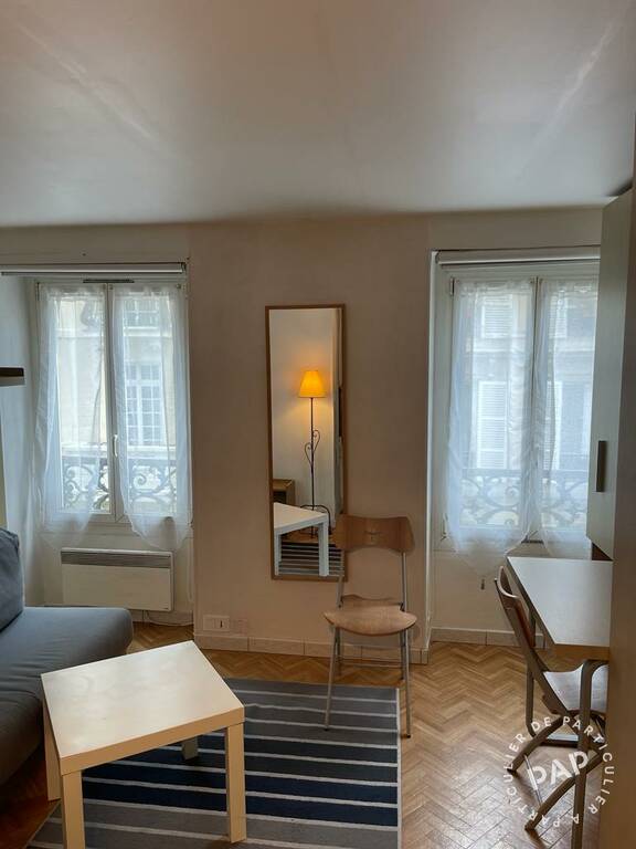 Appartement Cour de Rome à Paris