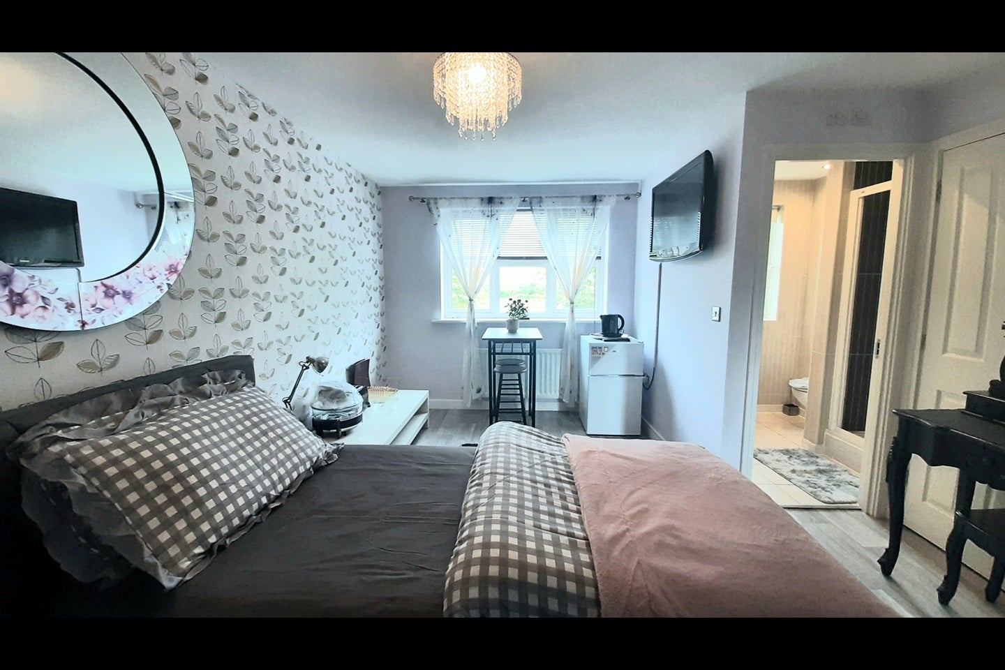 Room King Street in Mansfield