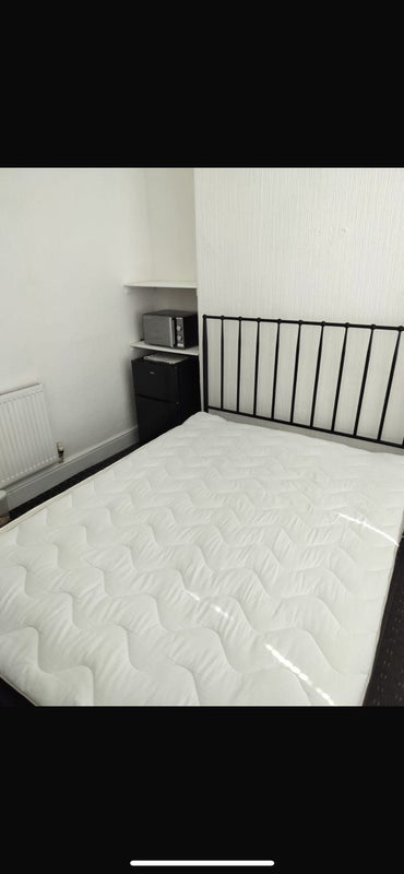 Room Garrick Street in Borough of Pendle