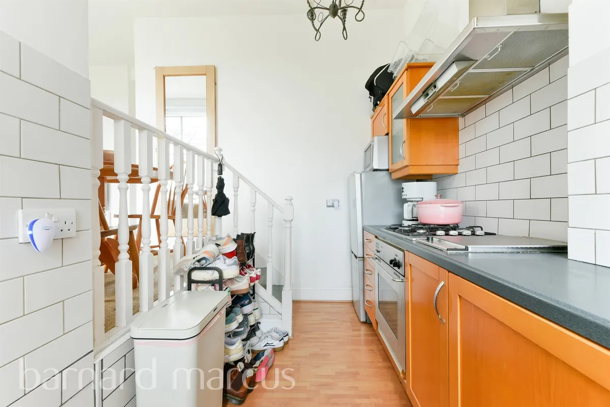 Flat Offerton Road in Greater London