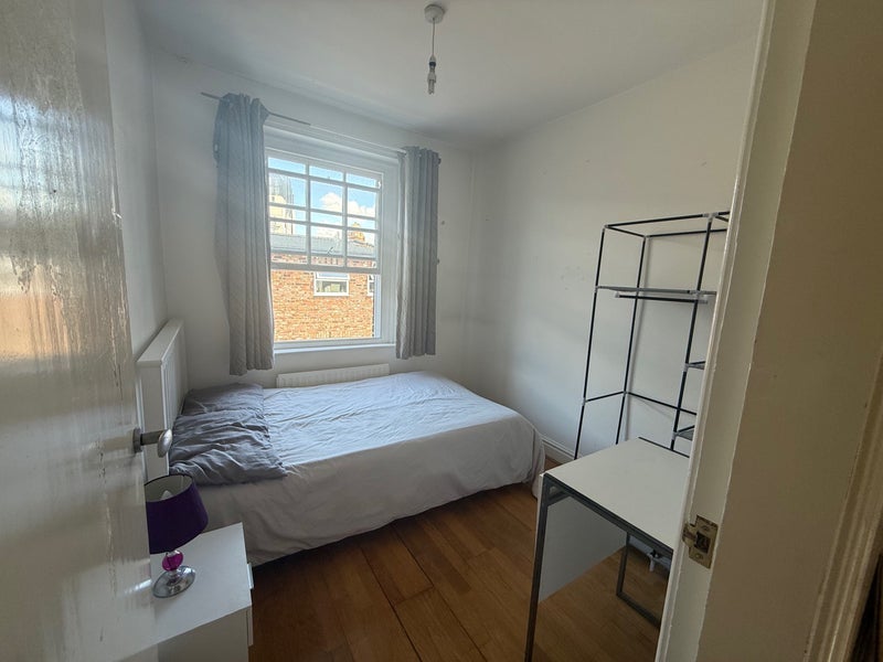 Room Wood Street in Liverpool