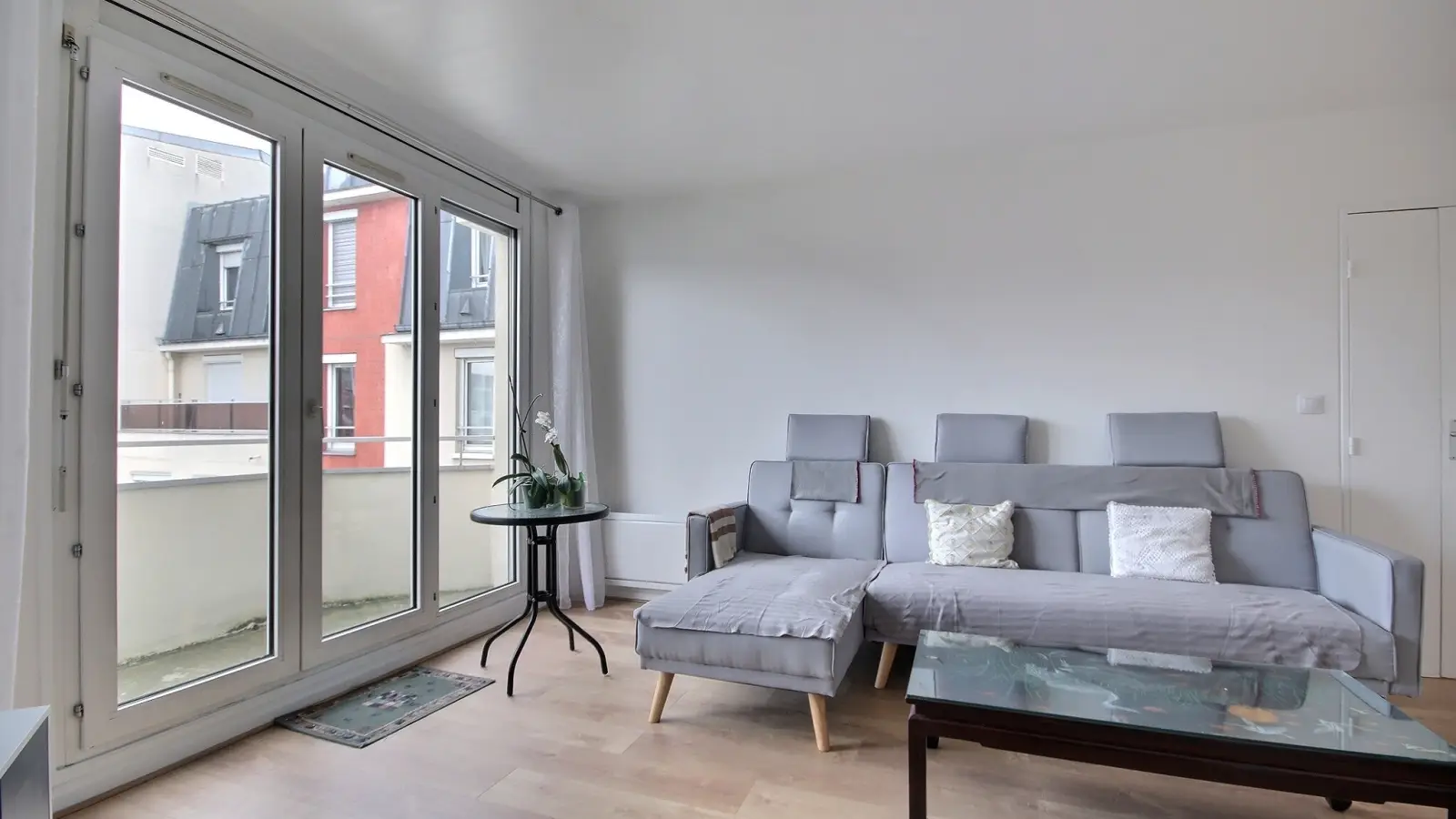Appartement Place Robert Desnos à Paris