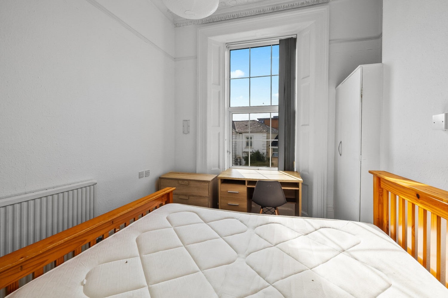 Room Charles Street in Plymouth