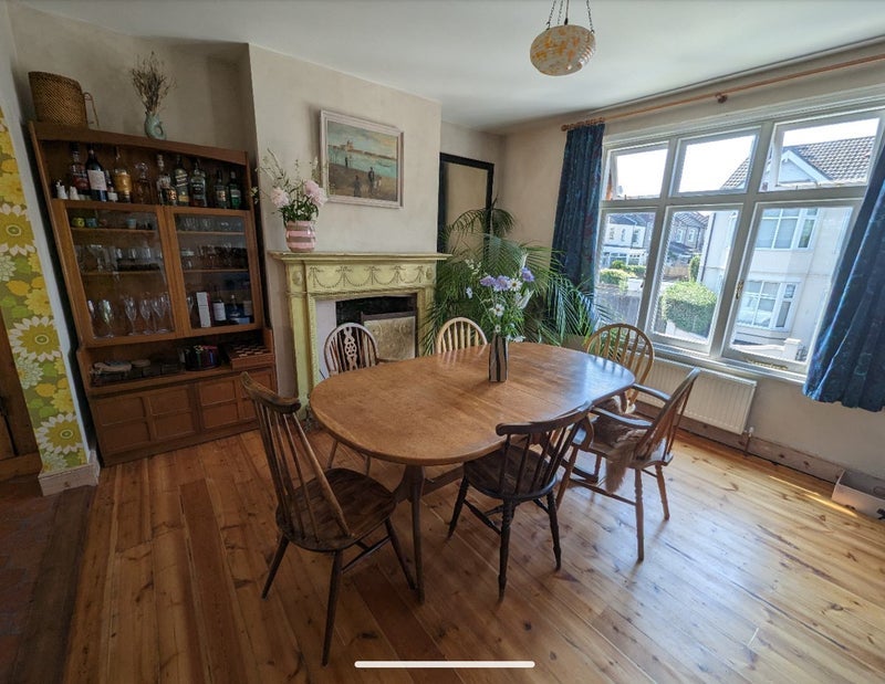 Room Royston Road in Greater London