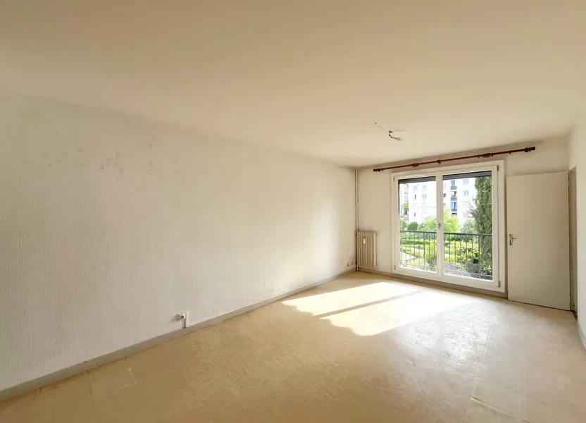 Flat Avenue Jean Giono in Manosque