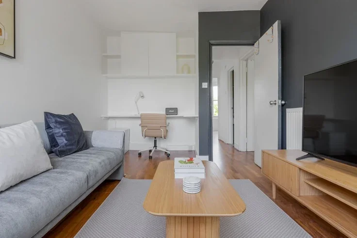 Flat Ladbroke Grove in Greater London