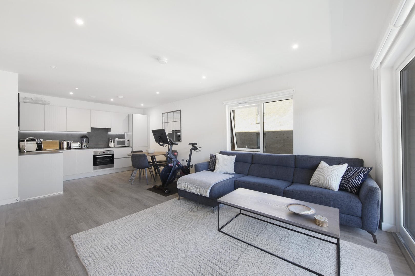 Flat Bittacy Hill in Greater London