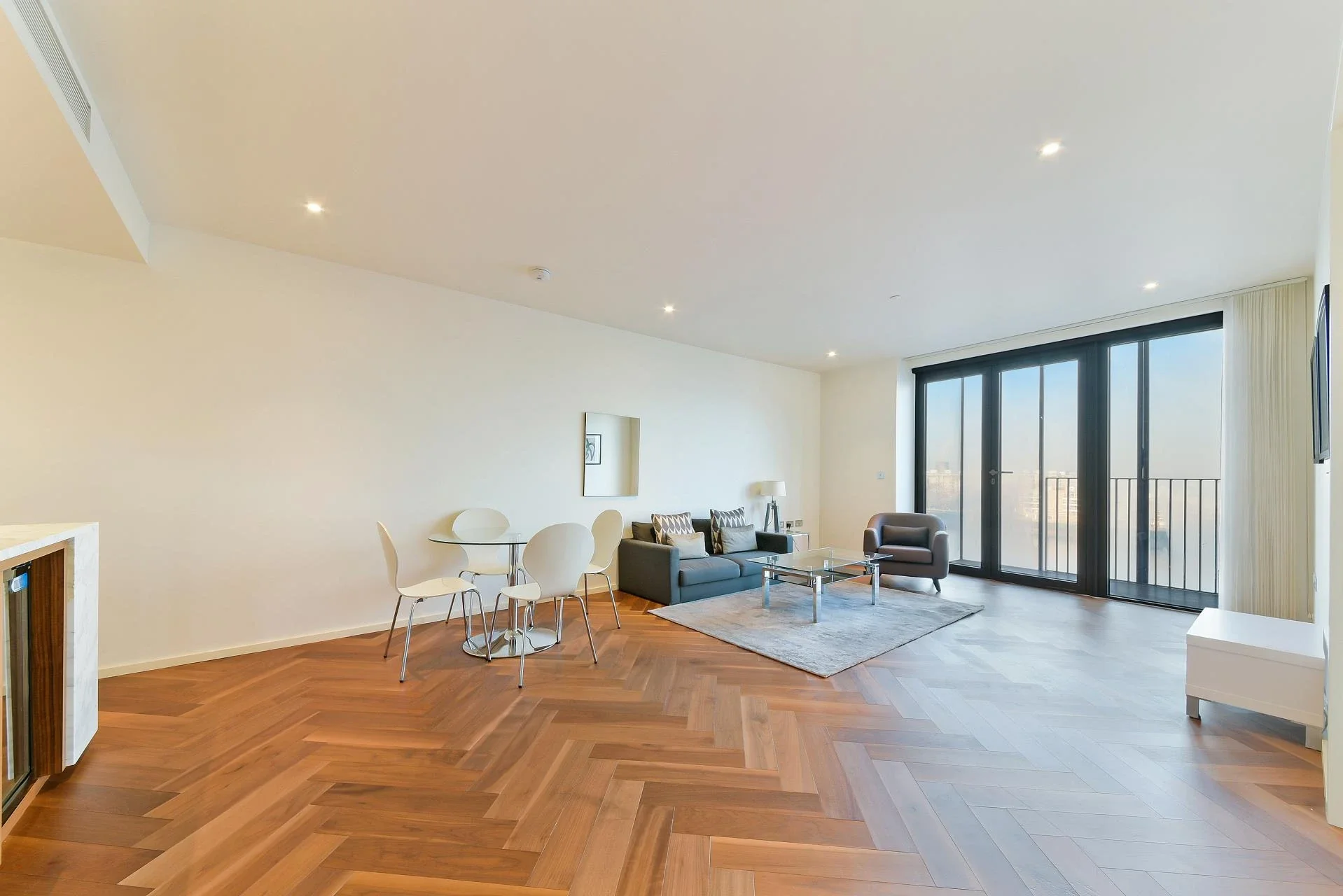 Flat New Union Square in Greater London