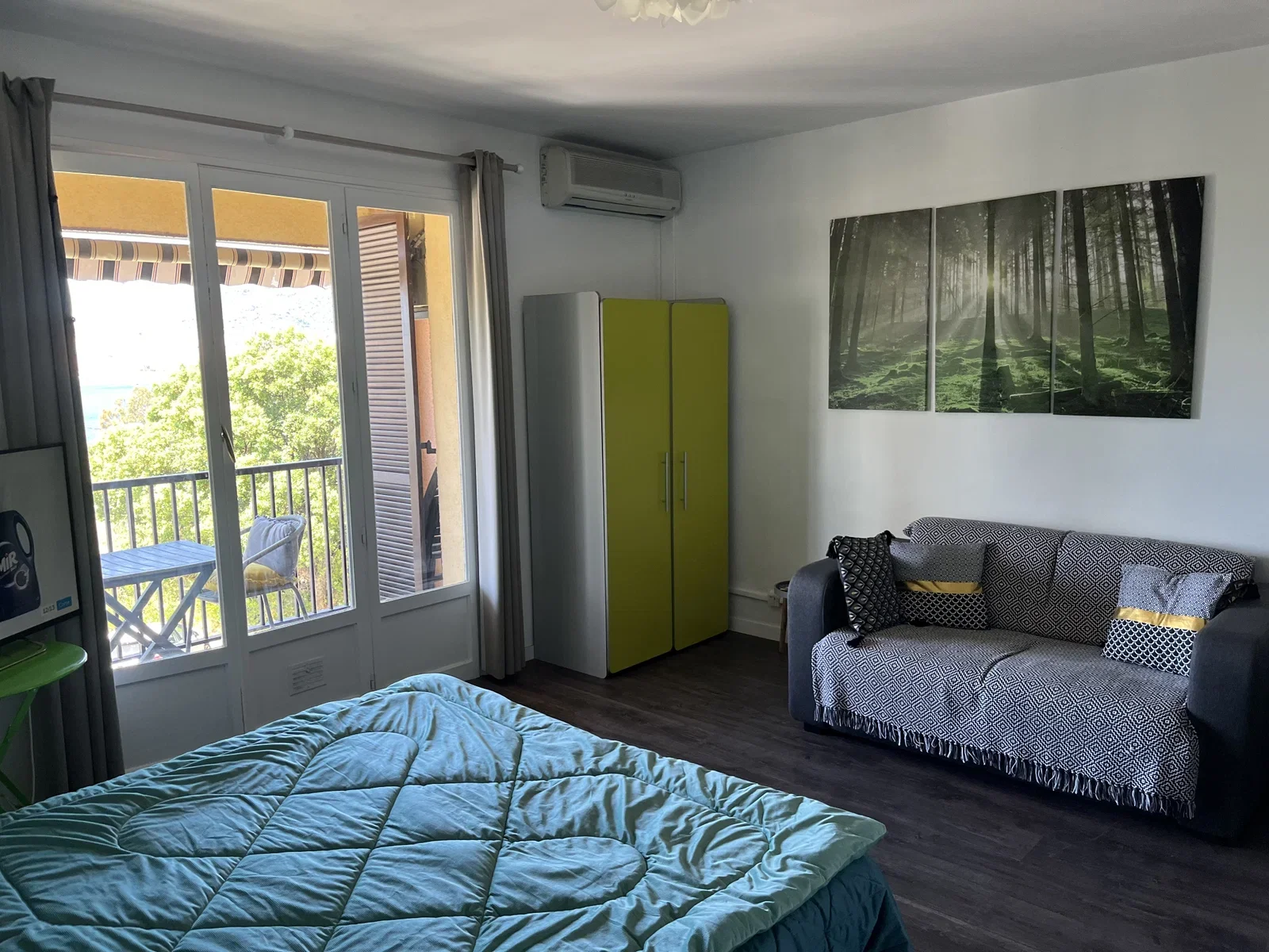 Flat Route du Lazaret in Ajaccio