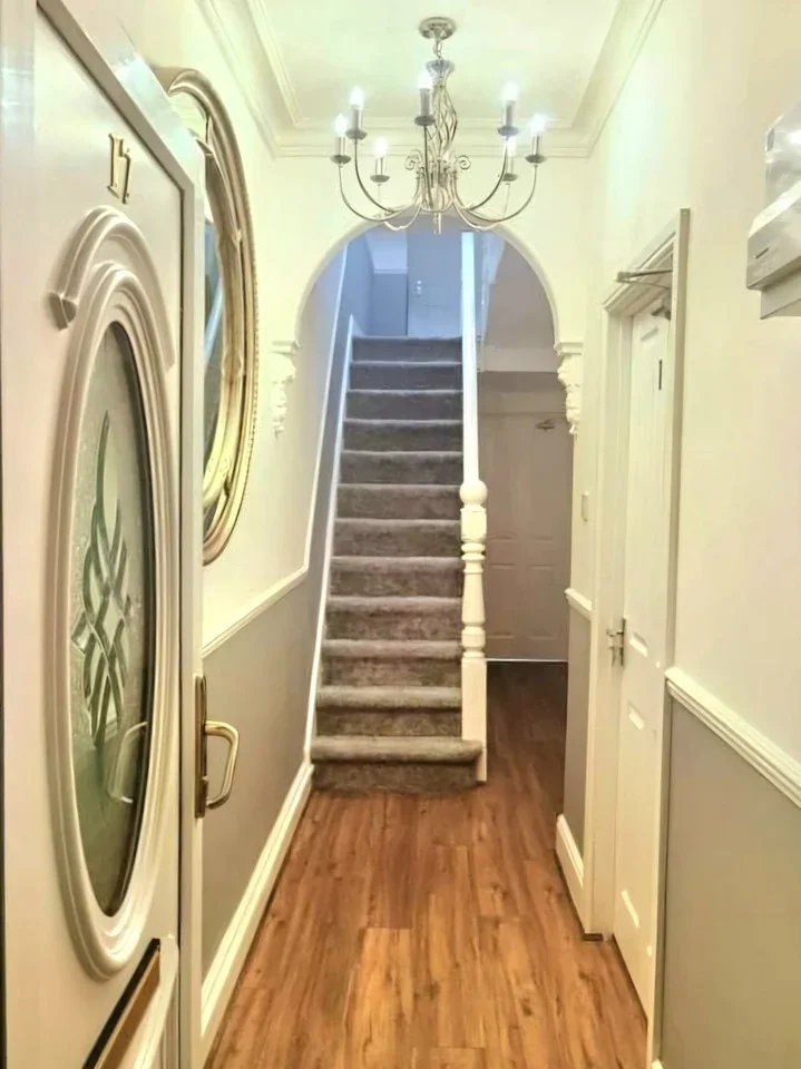 Room Tunnard Street in Boston