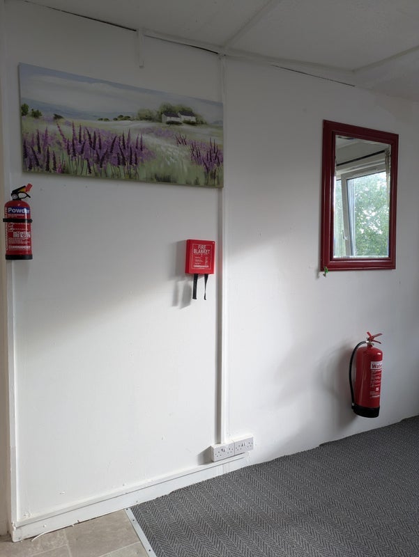 Room Wardieburn Drive in City of Edinburgh