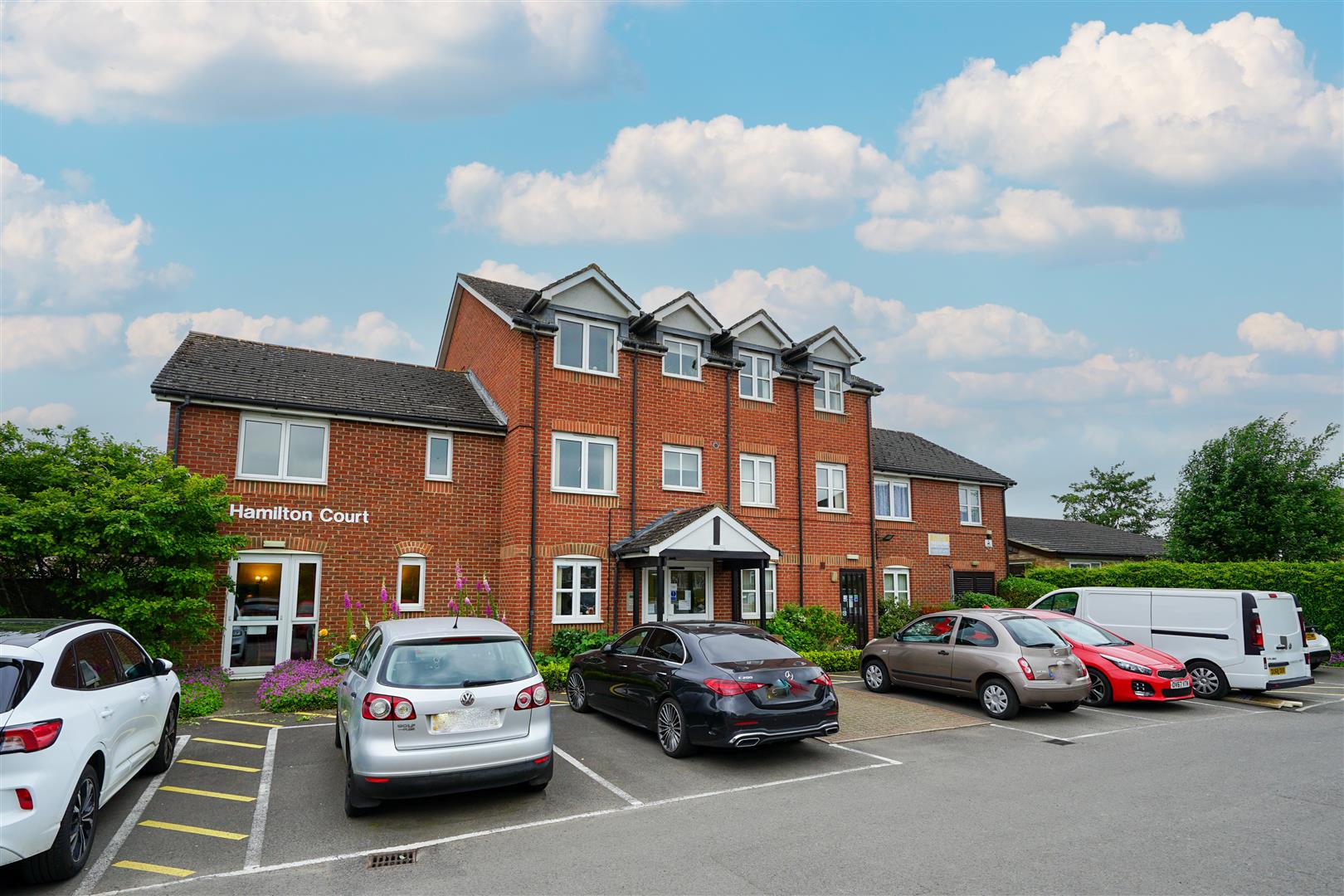 Flat Lammas Walk in Leighton Buzzard