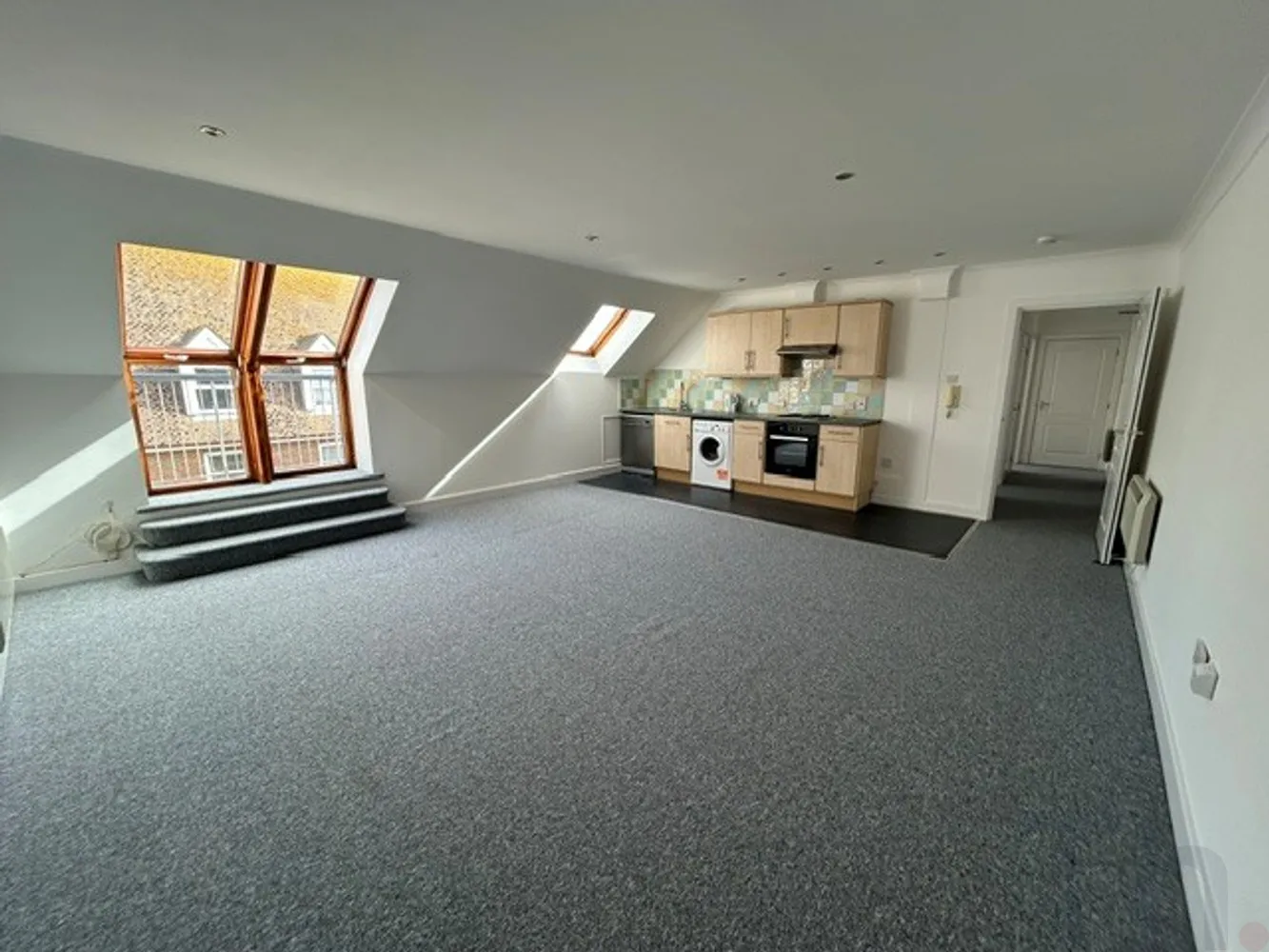 Flat Pyle Street in Newport