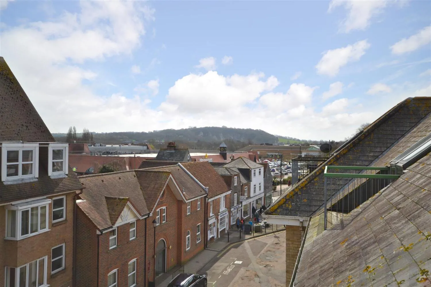Flat Pyle Street in Newport