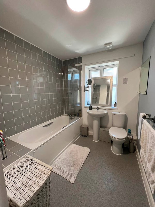 Room Border Gardens in Greater London