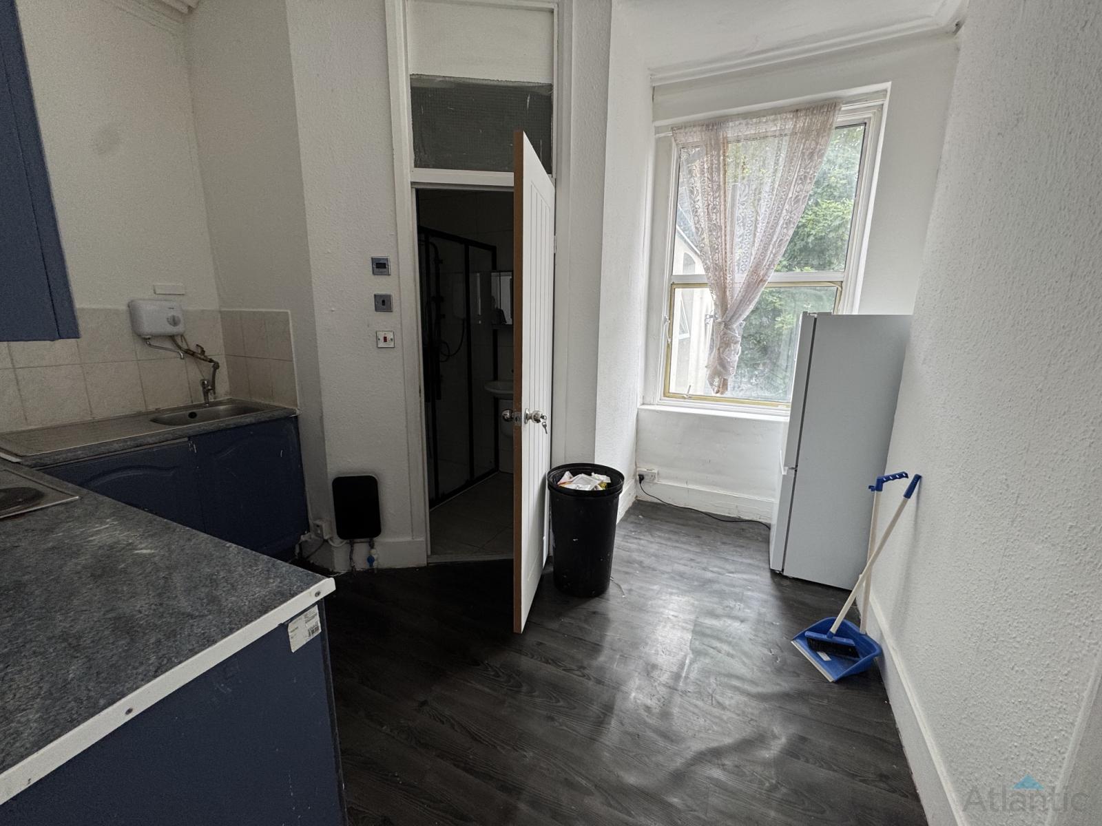 Flat Francis Road in Greater London