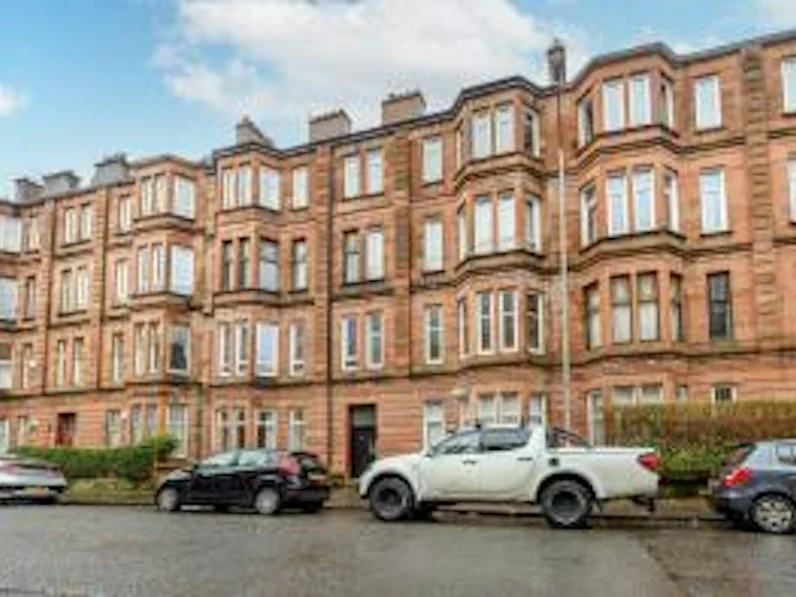 House Hinshelwood Drive in Glasgow