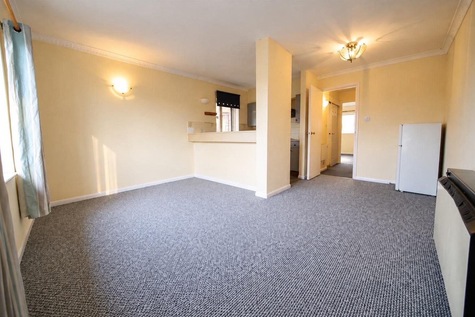 Flat Grilse Close in Greater London