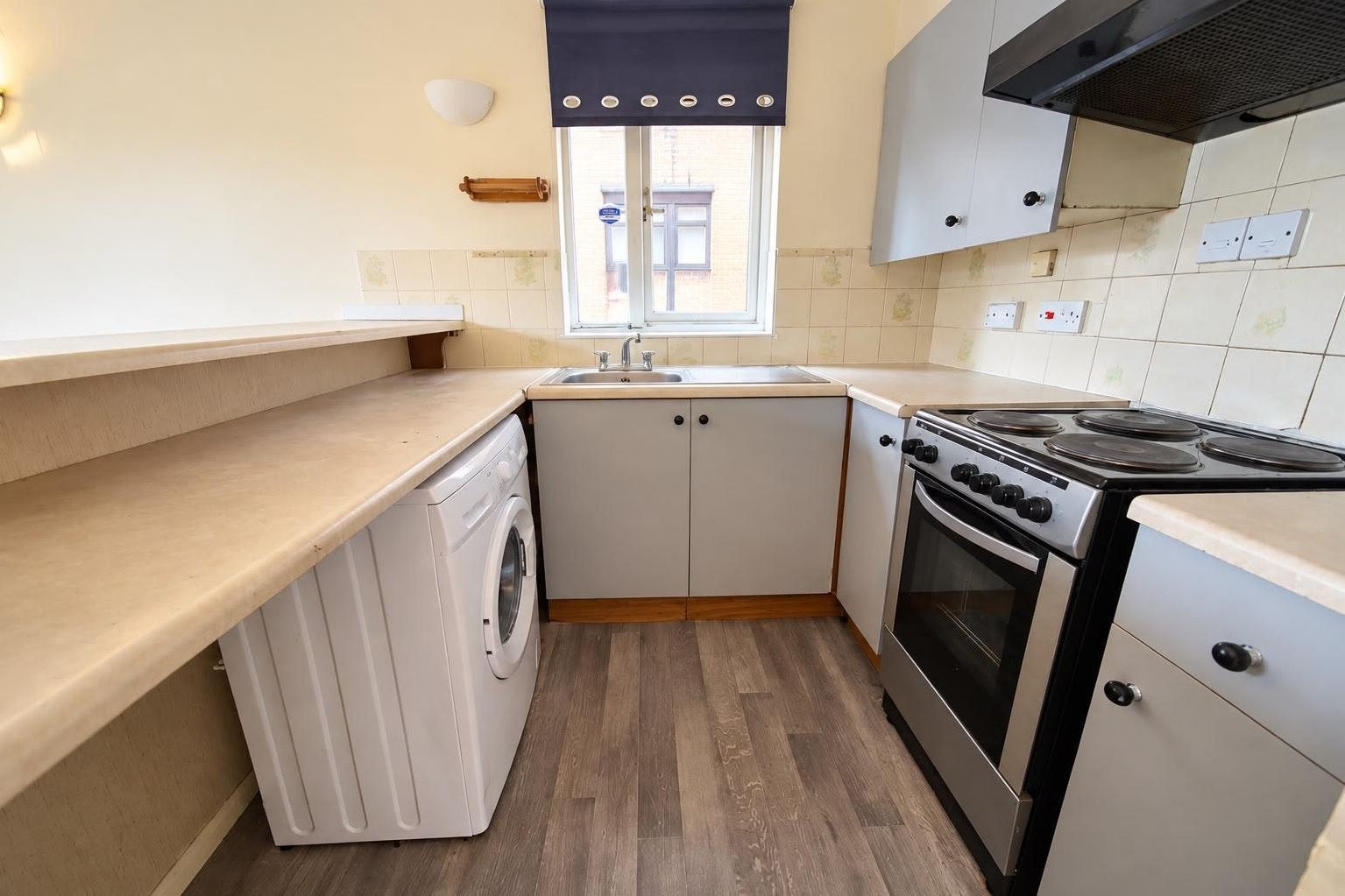 Flat Grilse Close in Greater London