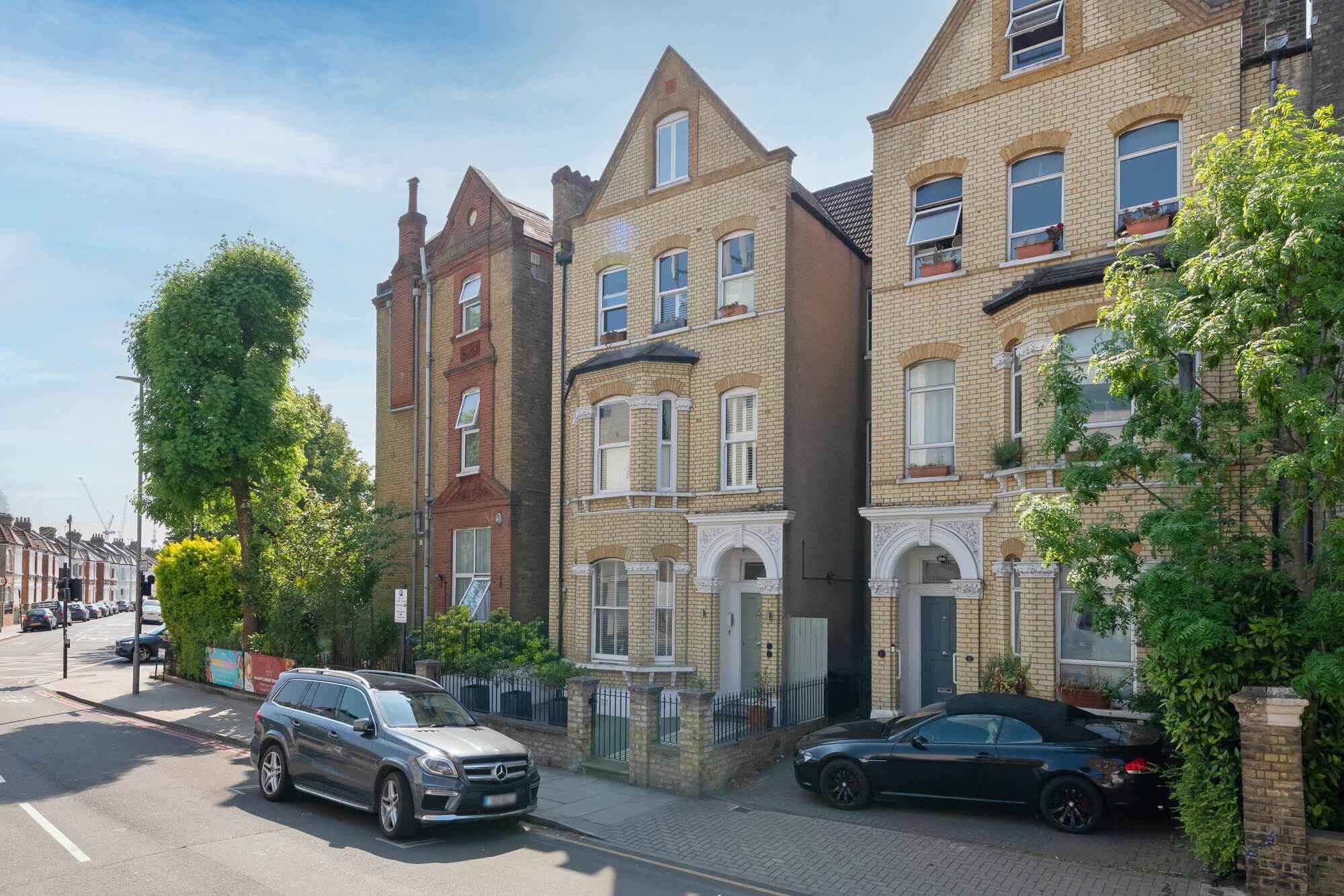Flat Artesian Road in City of Westminster