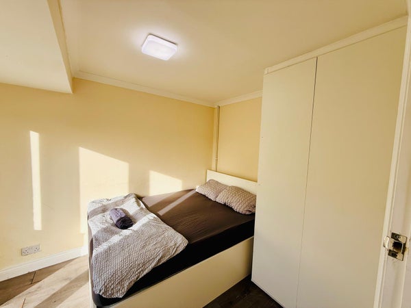 Flat Friars Close in London