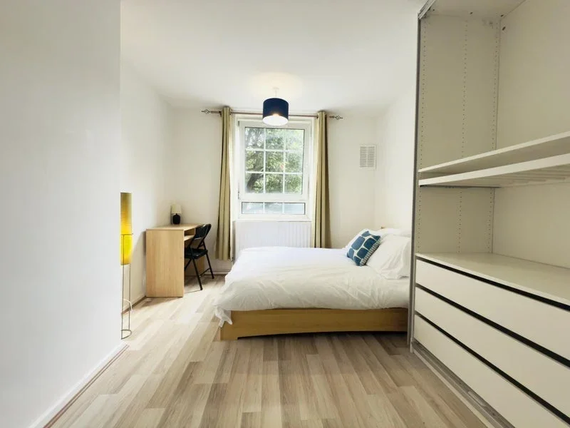 Room Boyd Street in Greater London