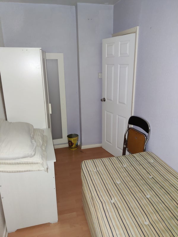 Room Kelsey Close in Birmingham