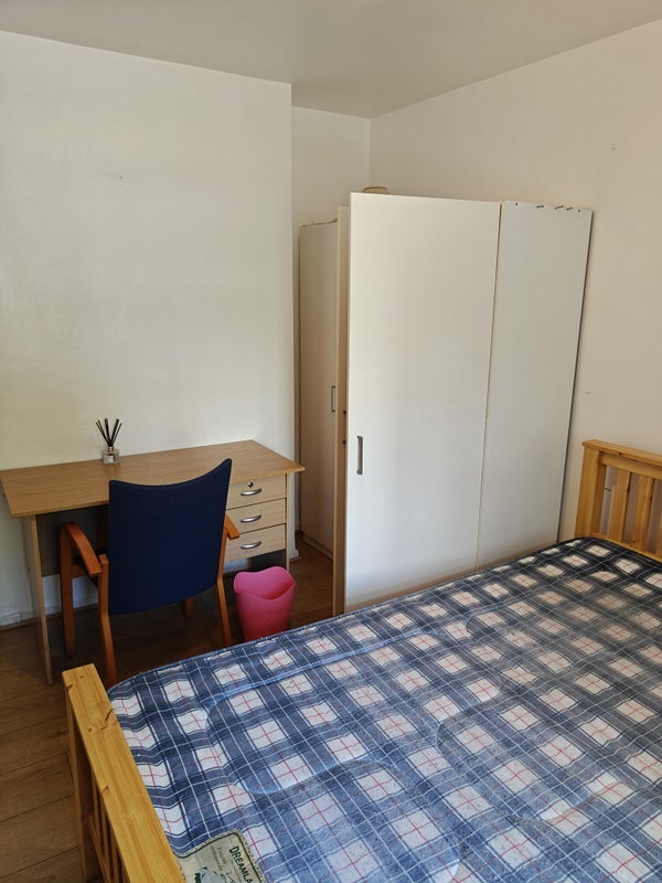 Room Kelsey Close in Birmingham