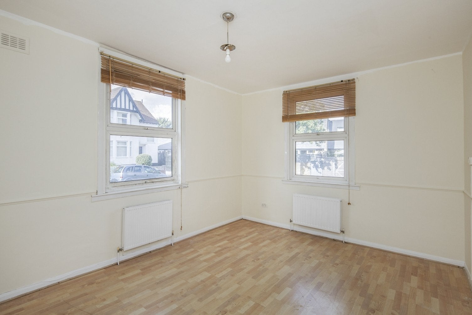 Flat Wolfington Road in Greater London